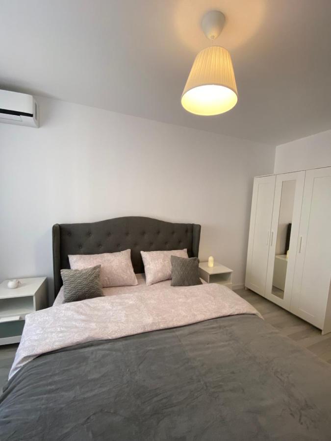 Zian Flat Apartment บูคาเรสต์ ภายนอก รูปภาพ